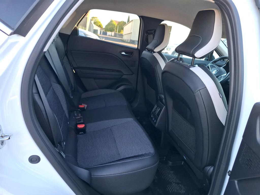 RENAULT CAPTUR E-Tech Plug-in 160 - 21 Intens 2022