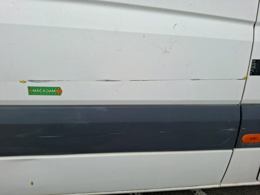 VOLKSWAGEN CRAFTER FOURGON VAN 30 L2H2 2.0 TDI 136 FAP EURO5 - 2014