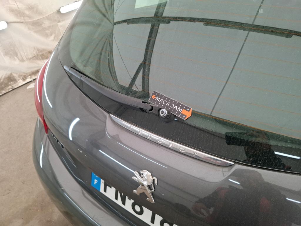 PEUGEOT 208 AFFAIRE BLUEHDI 100 S&S BVM5 PREMIUM 2020