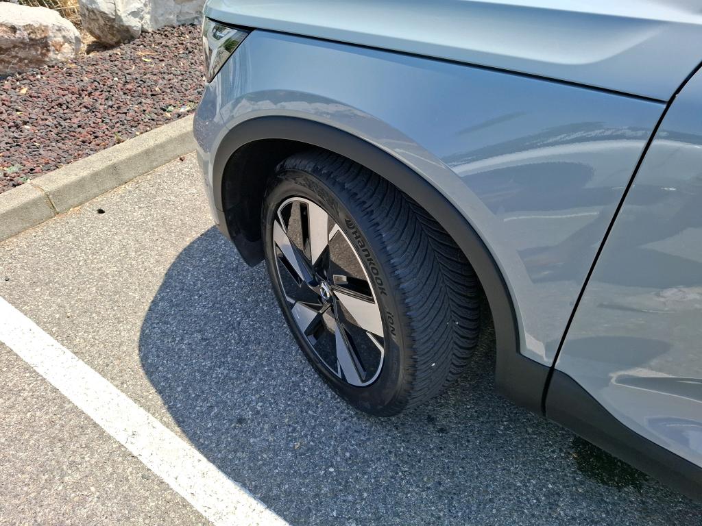 VOLVO XC40 PURE ELECTRIQUE Recharge Extended Range 252 ch 1EDT Ultimate 2023