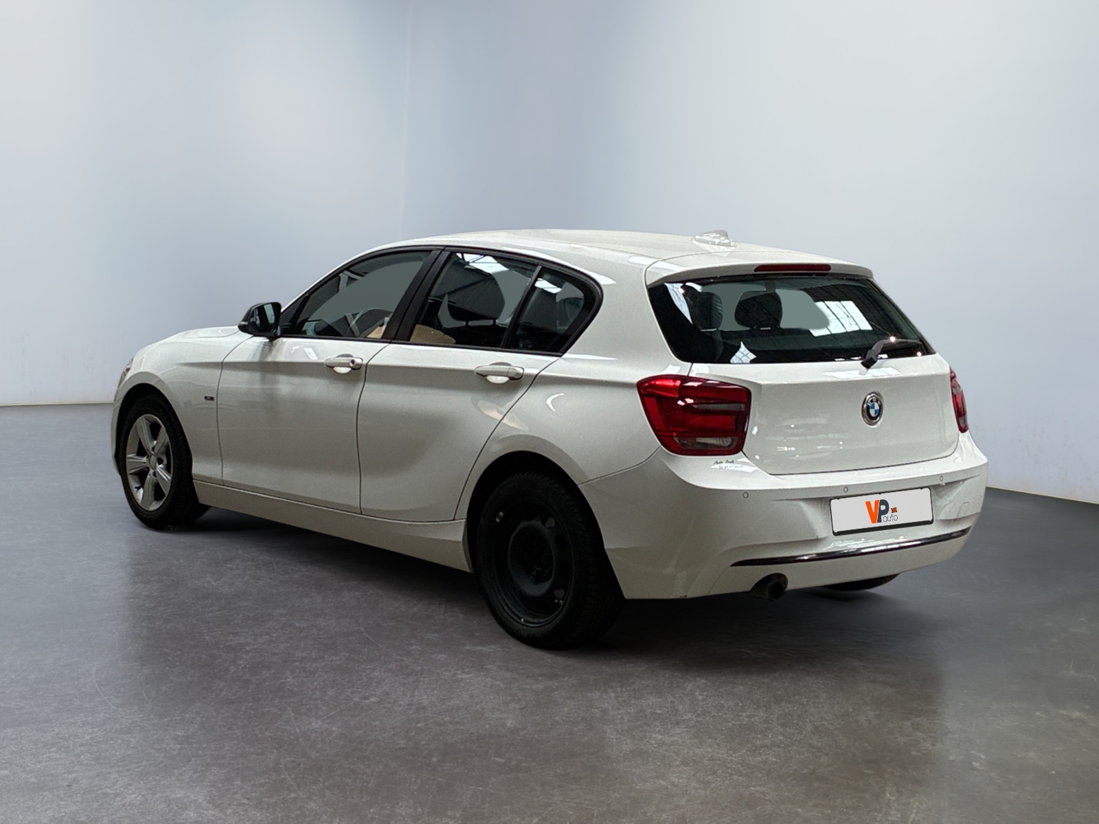 BMW SERIE 1 118i 170 ch Sport 2012