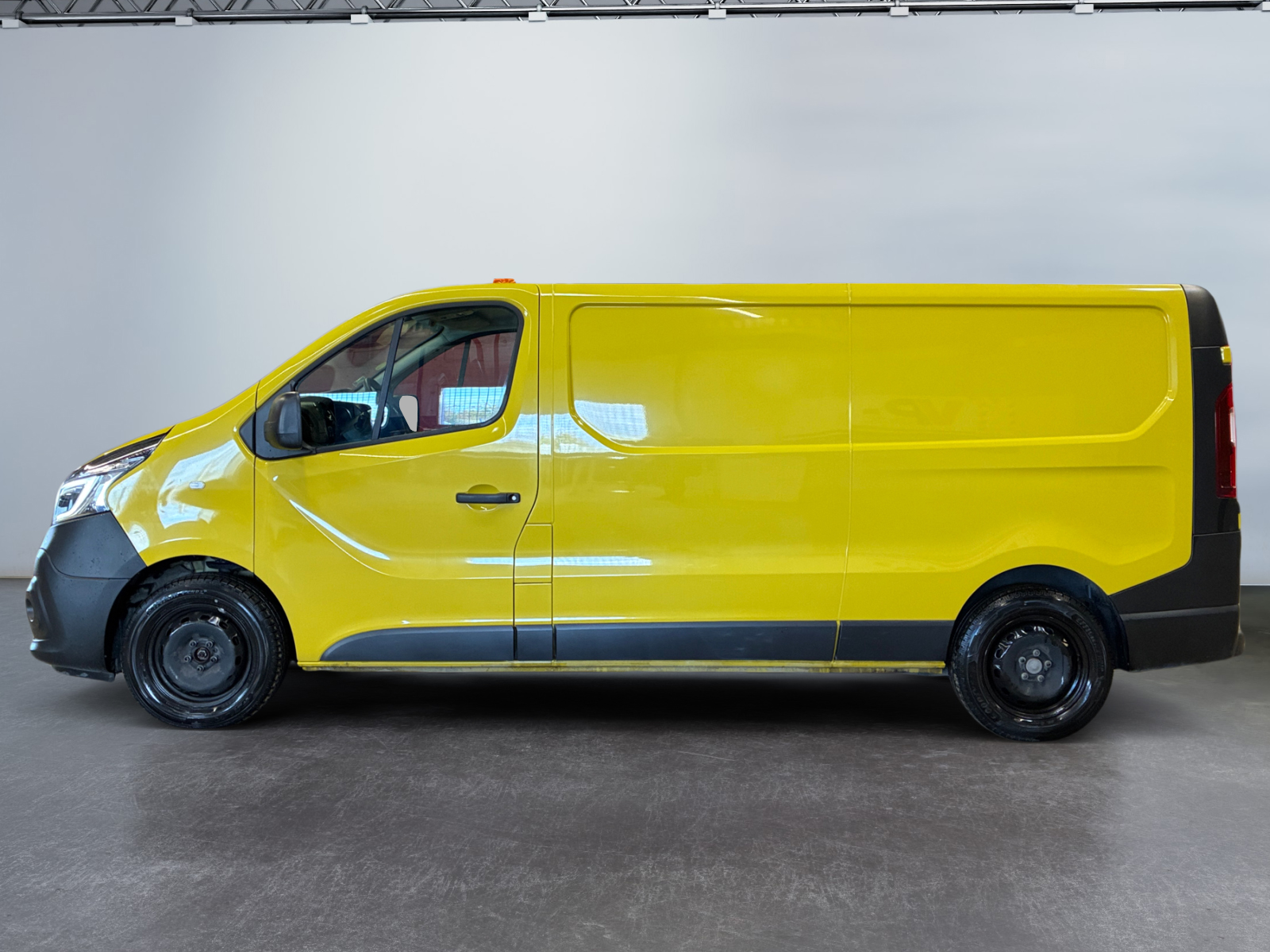 RENAULT TRAFIC FGN L2H1 1300 KG DCI 120 GRAND CONFORT 2021