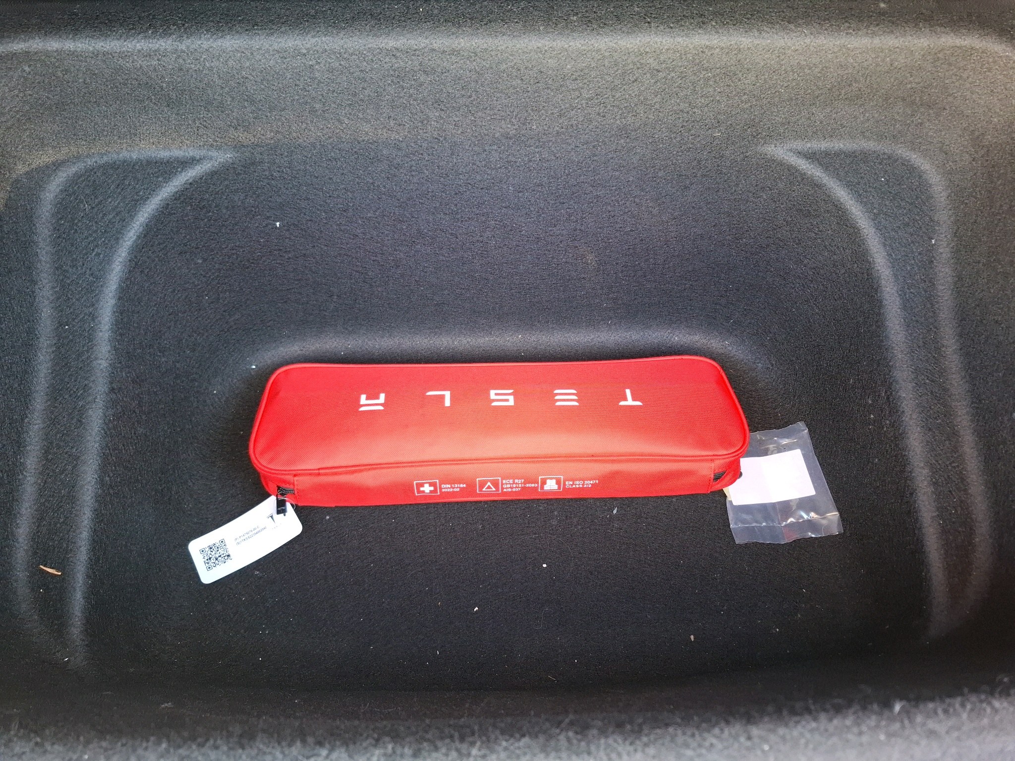 TESLA MODEL Y Standard RWD 2023