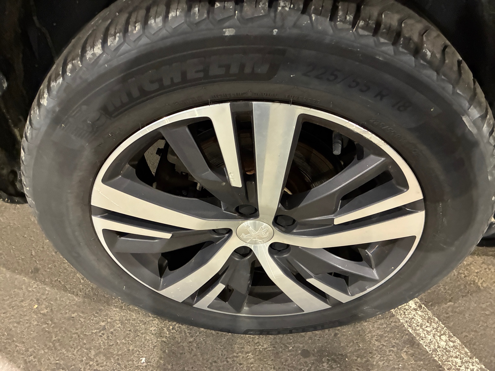 PEUGEOT 3008 Hybrid 225 e-EAT8 Allure Pack 2021