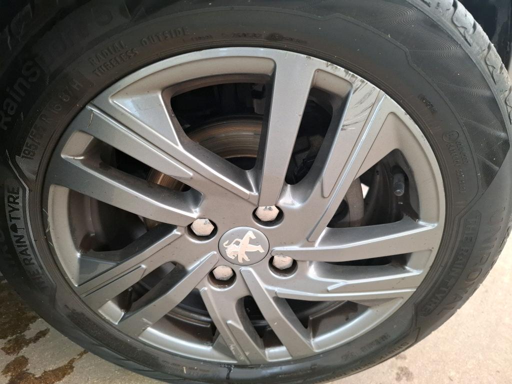 PEUGEOT 208) 208 PureTech 75 S&S BVM5 Active Pack 2022