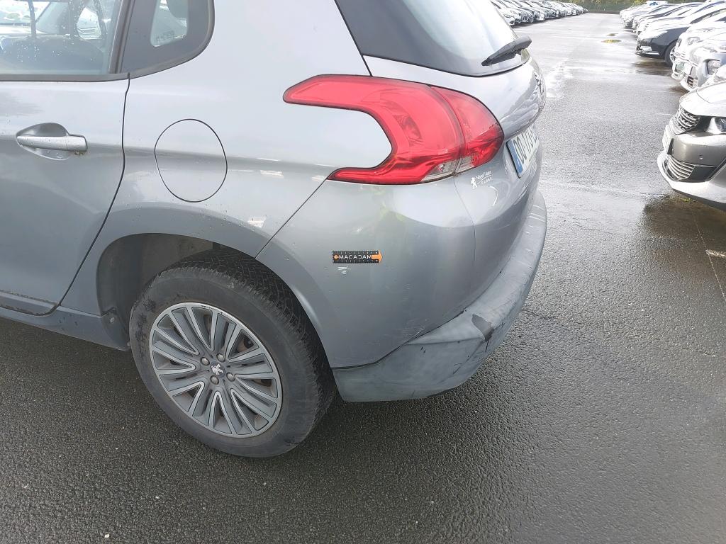 PEUGEOT 2008 1.6 e-HDi 92ch FAP BVM5 Active 2015