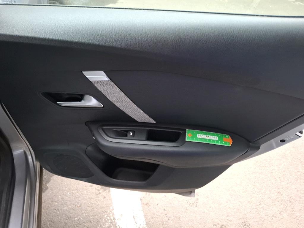 CITROEN C4 BlueHDi 130 S&S EAT8 Feel Pack 2022