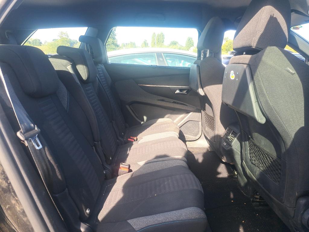 PEUGEOT 5008 PureTech 130ch S&S EAT8 Active Pack 2023
