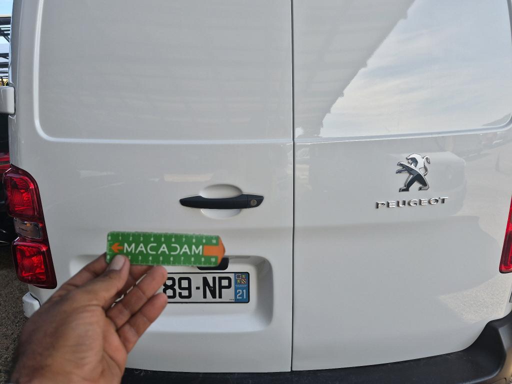 PEUGEOT EXPERT FOURGON FGN TOLE STANDARD 1.5 BLUEHDI 120 S&S BVM6 PREMIUM 2021
