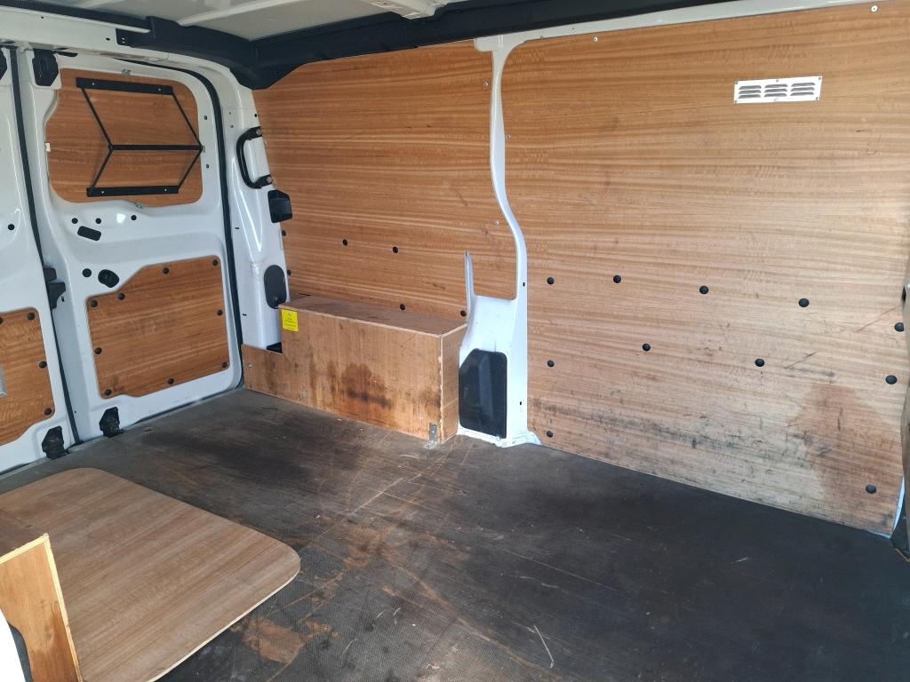 PEUGEOT EXPERT FGN TOLE STANDARD 2.0 BLUEHDI 120 S&S BVM6 PREMIUM 2018