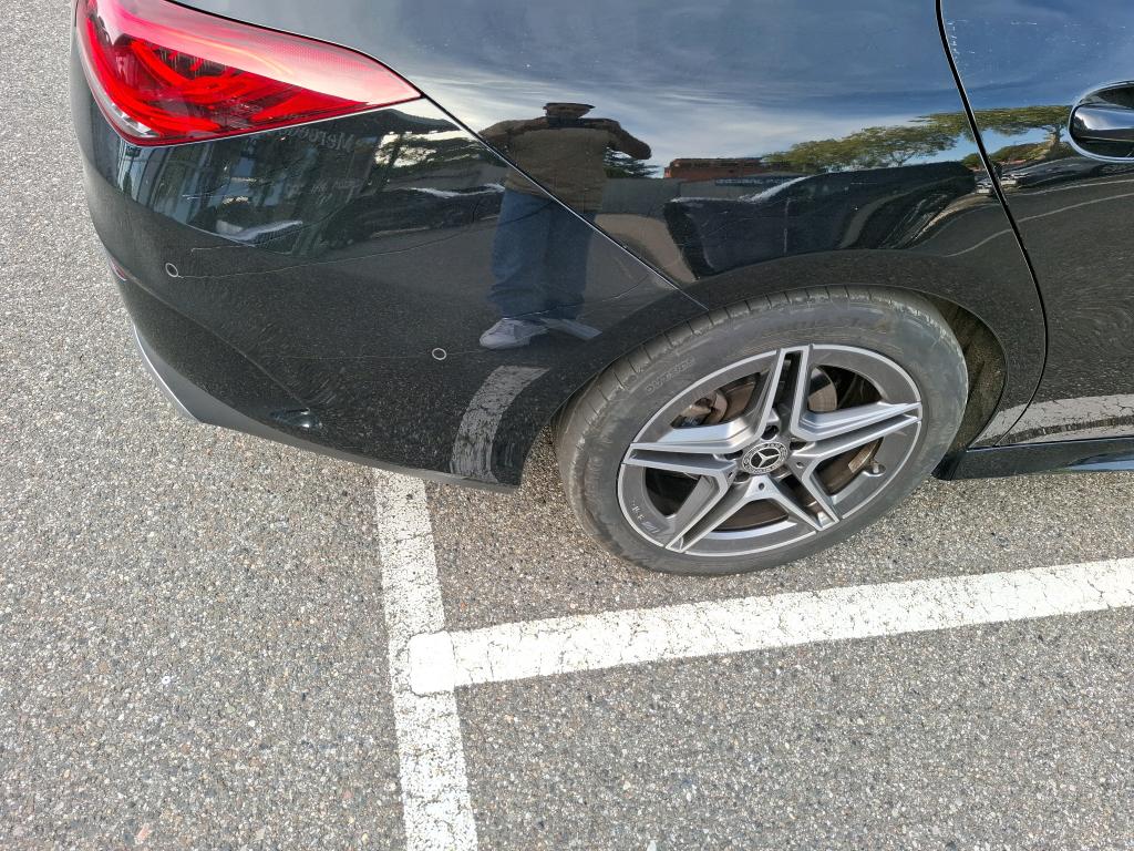 MERCEDES-BENZ MERCEDES CLASSE CLA SHOOTING Brake 200 d 8G-DCT AMG Line 2022