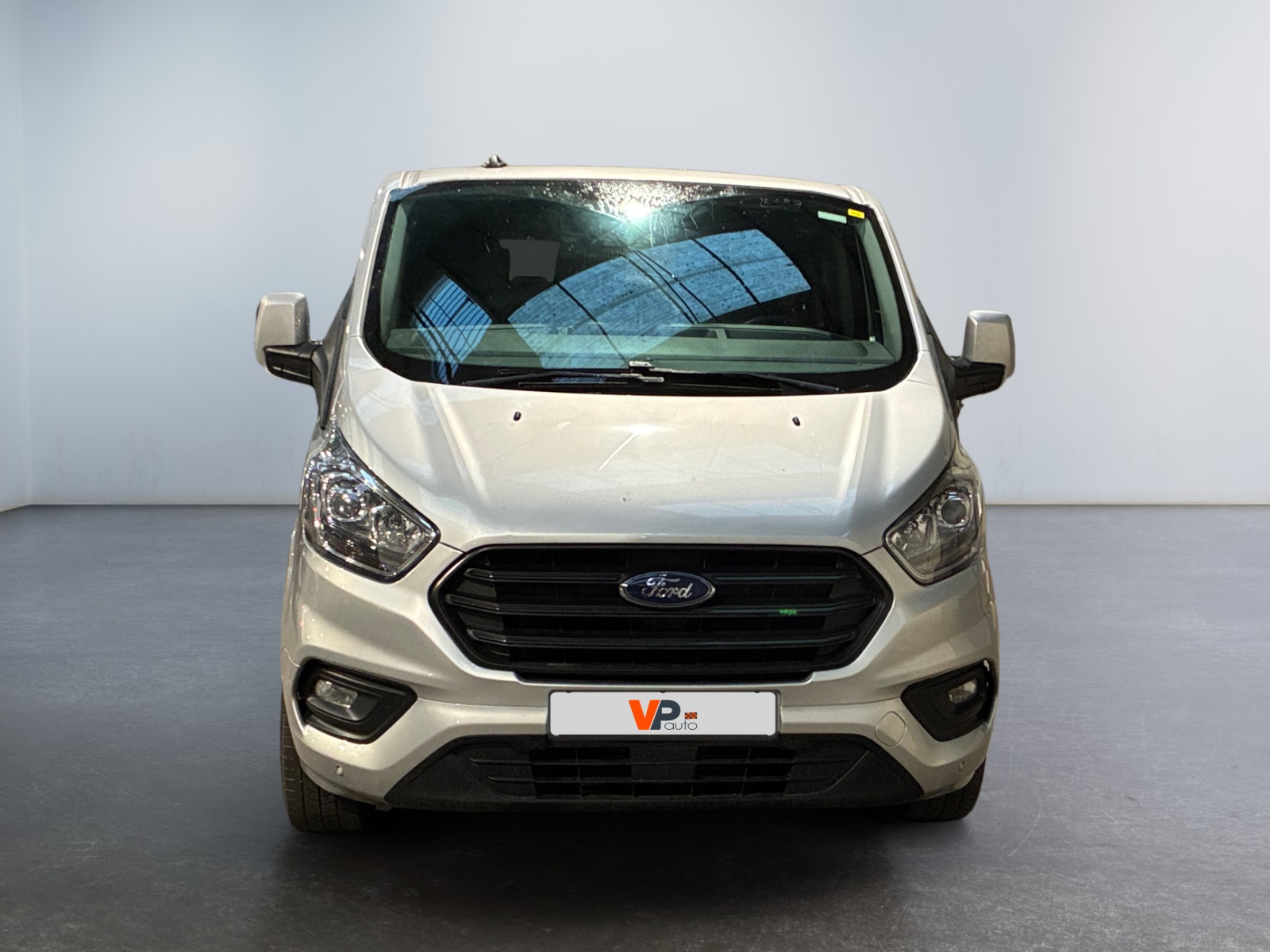 FORD Transit Custom Kombi 320 L2H1 2.0 EcoBlue 130 Trend Business 9pl 2023