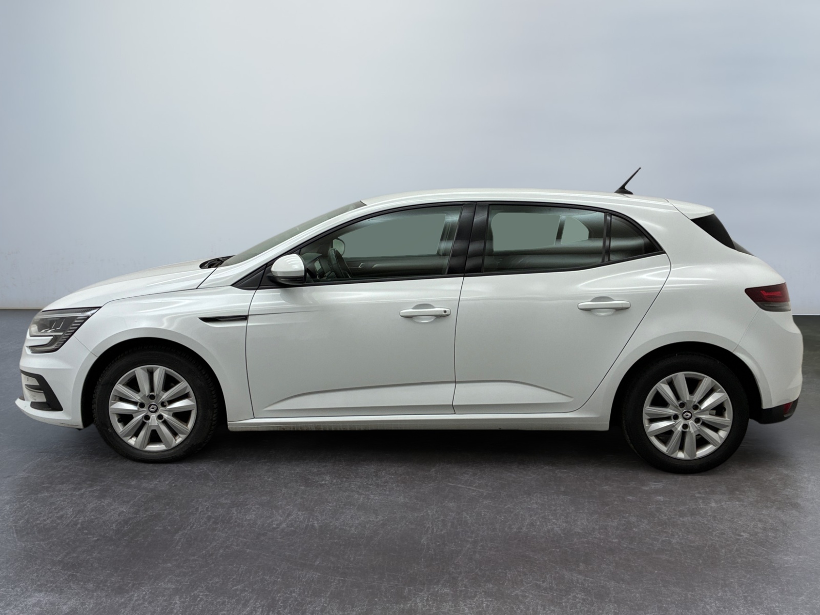 RENAULT MEGANE SOCIETE IV BLUE DCI 115 AIR NAV 2022