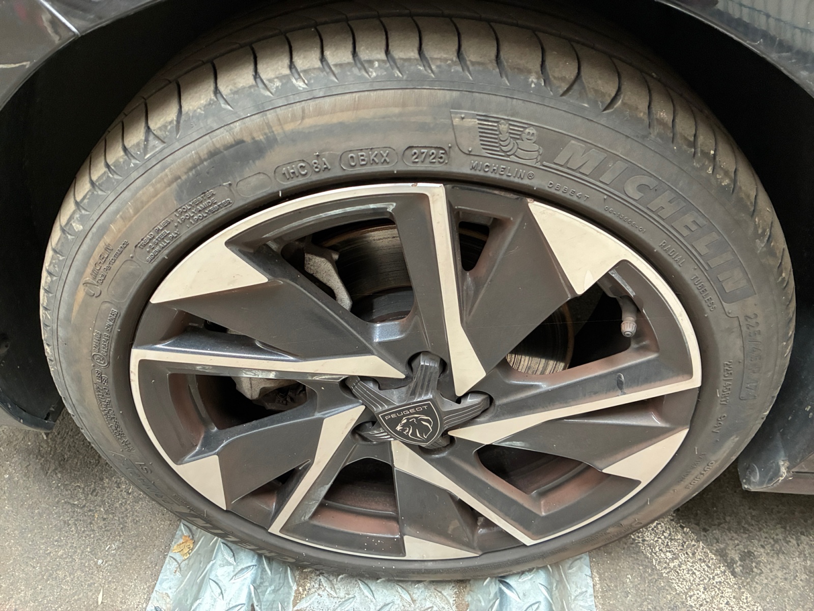 PEUGEOT 308 BlueHDi 130ch S&S EAT8 Allure 2025