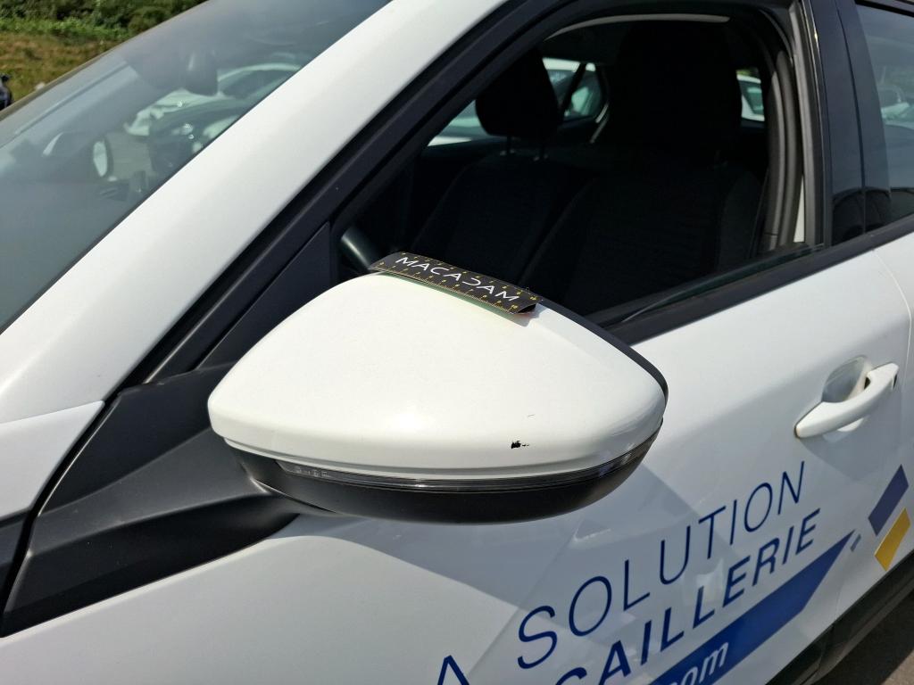 PEUGEOT 2008 BlueHDi 100 S&S BVM6 Active Business 2021