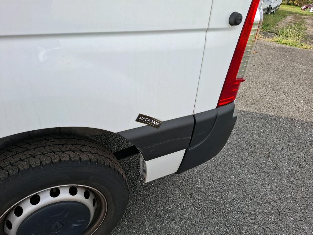 RENAULT MASTER FOURGON FGN TRAC F3300 L2H2 BLUE DCI 135 GRAND CONFORT 2022