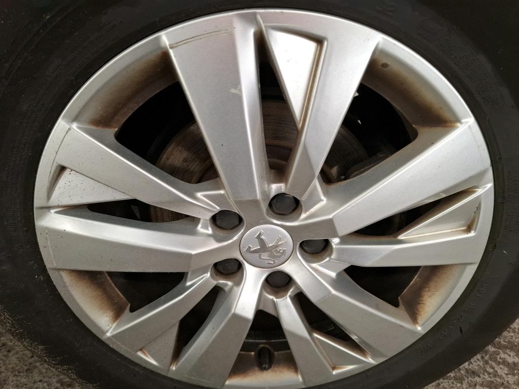 PEUGEOT 3008 BUSINESS Puretech 130ch S&S EAT8 Active 2021