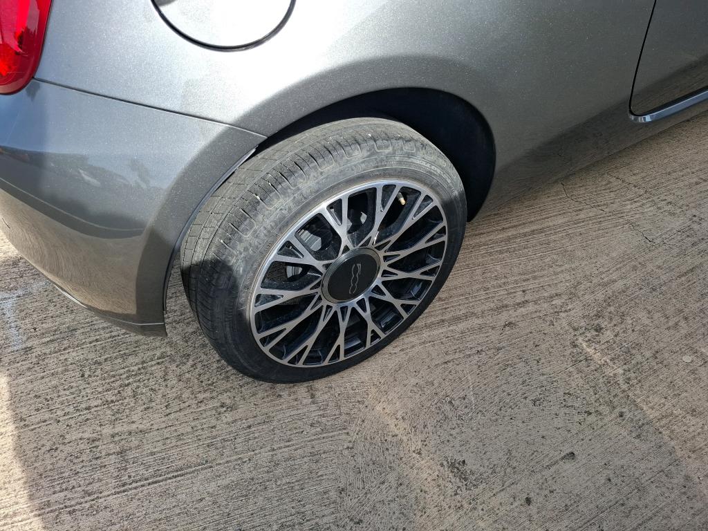 FIAT 500 MY23 1.0 70 ch Hybride BSG S/S Club 2023