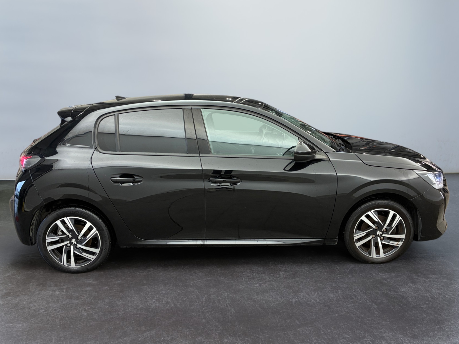 PEUGEOT 208 BlueHDi 100 S&S BVM6 Allure 2021