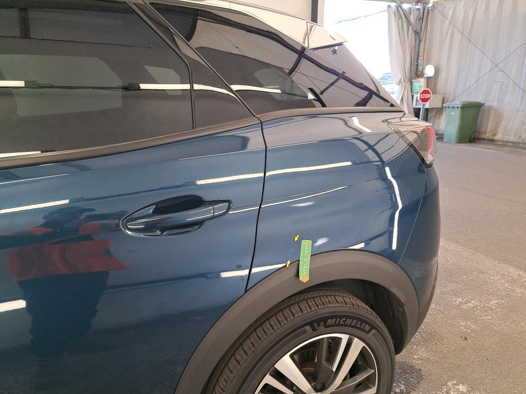 PEUGEOT 3008 BlueHDi 130ch S&S EAT8 Allure 2021
