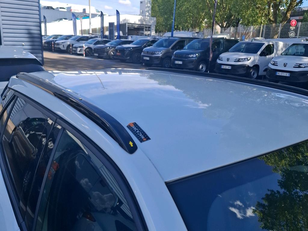 PEUGEOT 2008 Electrique 136 ch Allure 2022