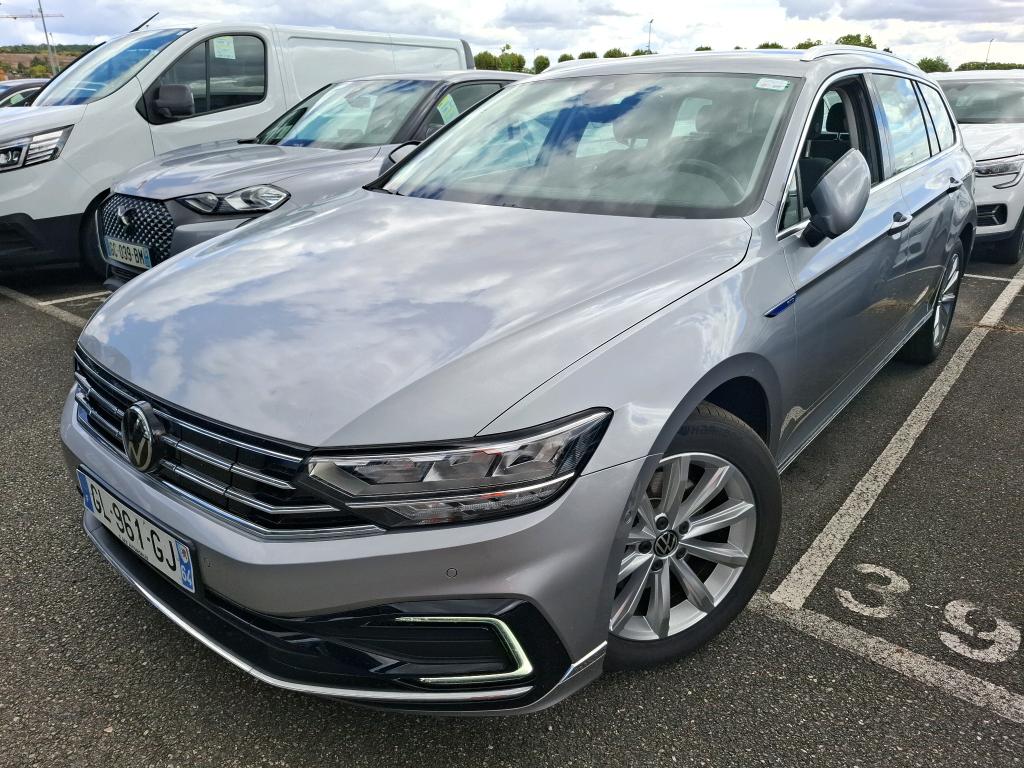 PASSAT SW