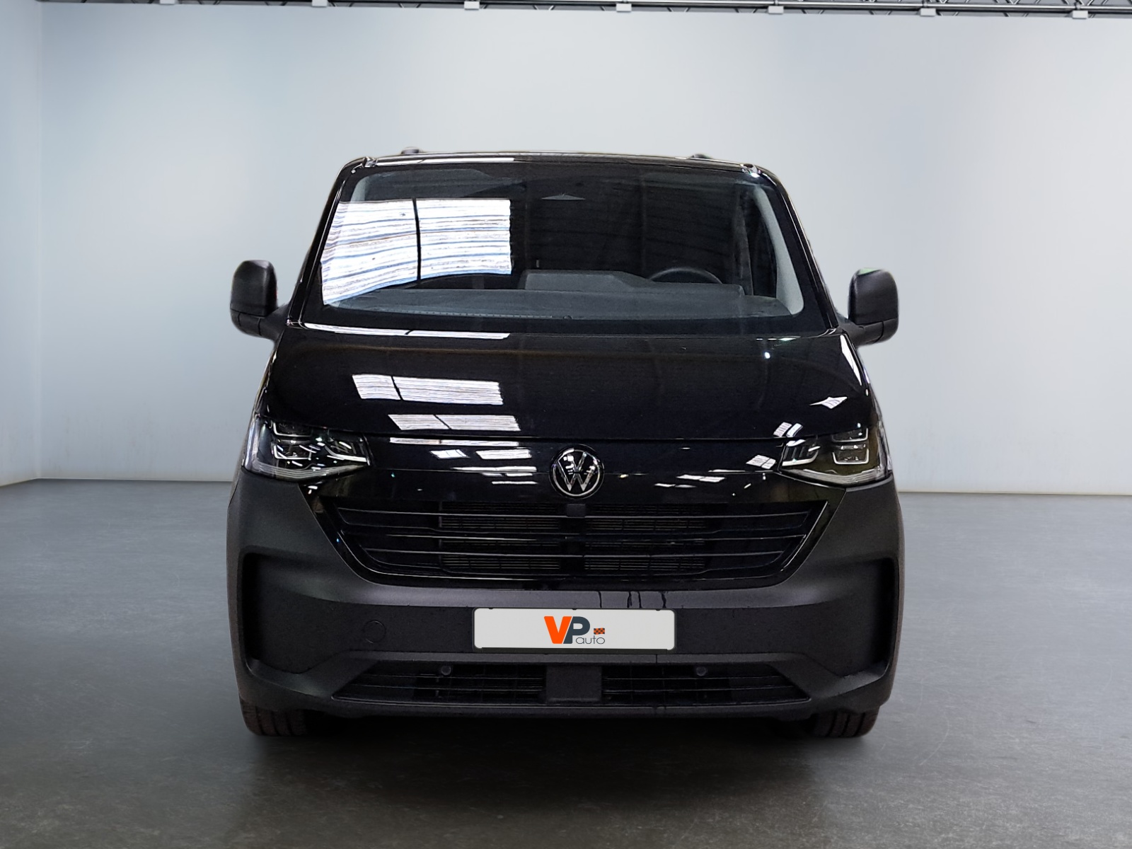 VOLKSWAGEN TRANSPORTER VAN L1H1 2.0 TDI 150 BVA8 BUSINESS 2025