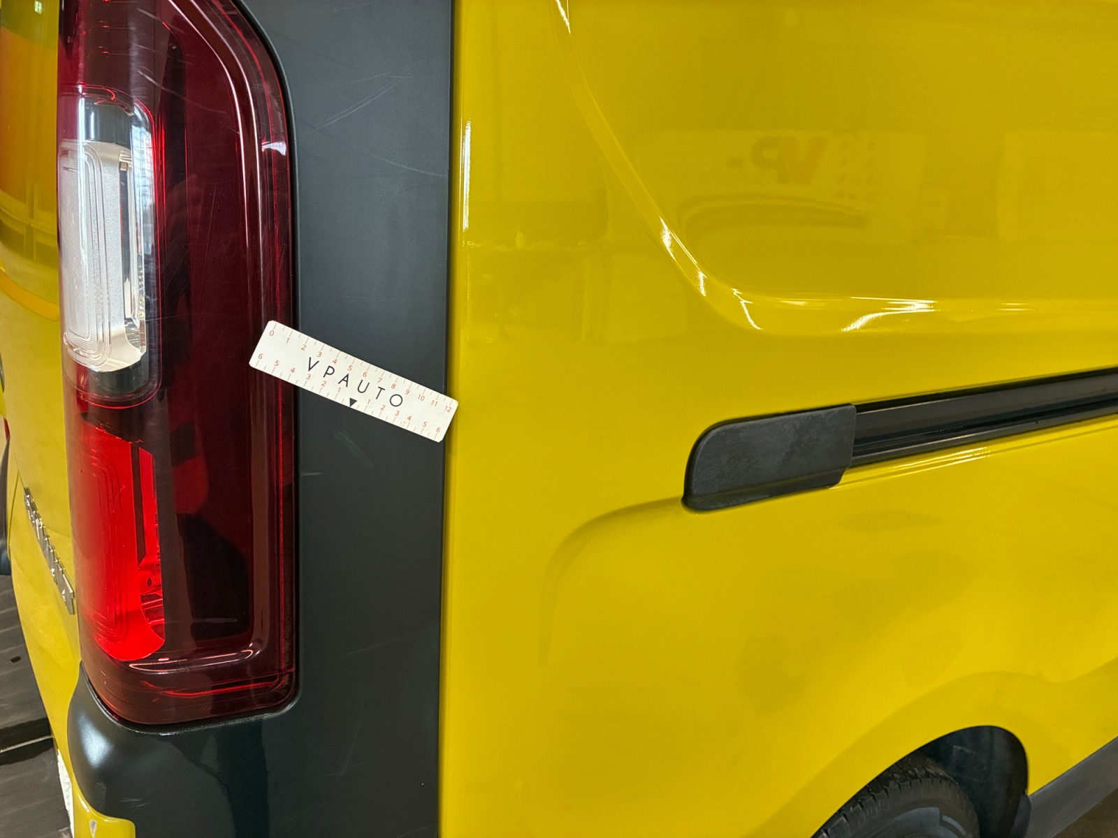 RENAULT TRAFIC FGN L2H1 1300 KG DCI 120 GRAND CONFORT 2021
