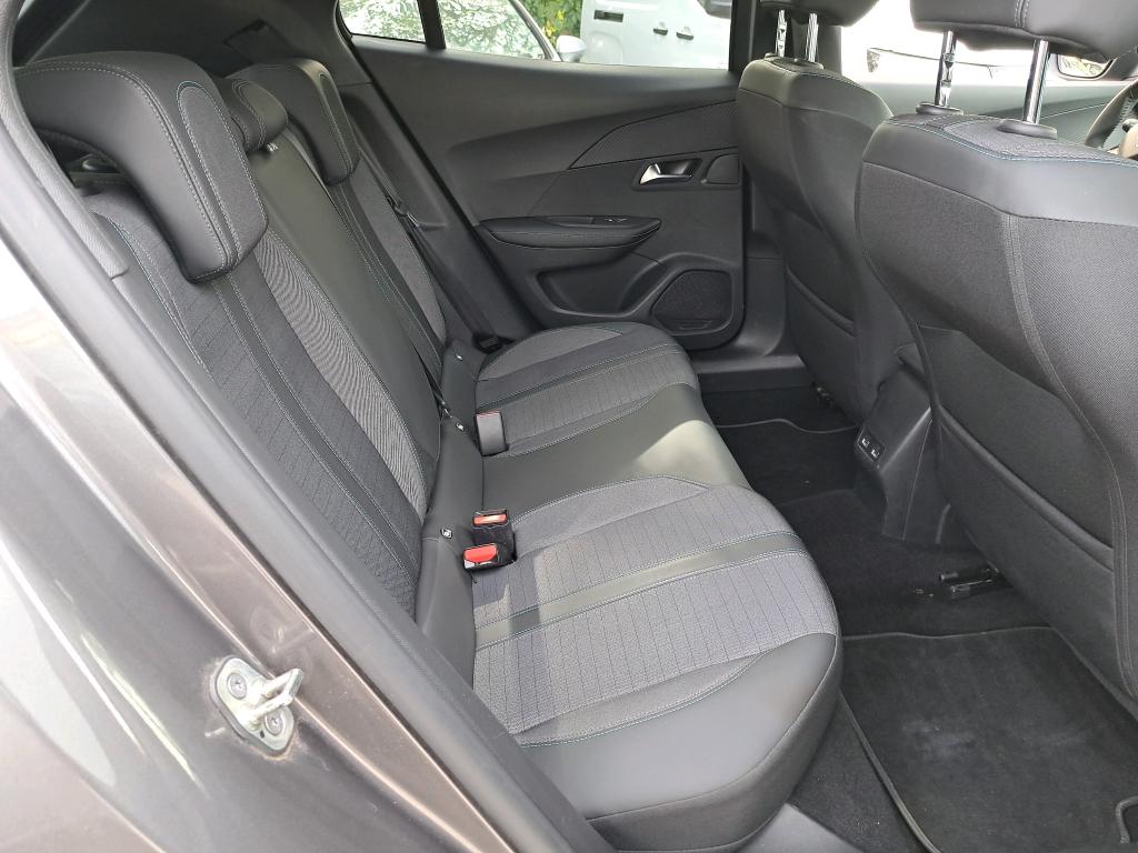 PEUGEOT 2008 BlueHDi 130 S&S EAT8 Allure Pack 2022