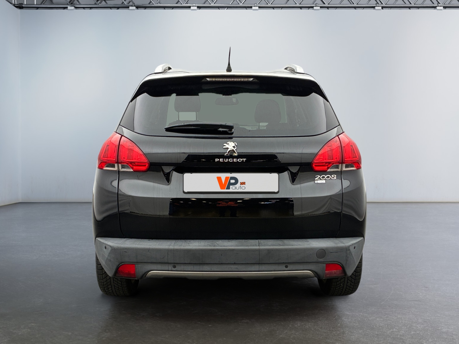 PEUGEOT 2008 1.6 e-HDi 115ch FAP BVM6 Féline Titane Féline Titane 2013
