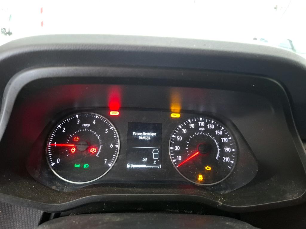RENAULT TRAFIC FOURGON FGN L2H1 3000 KG BLUE DCI 130 CONFORT 2022