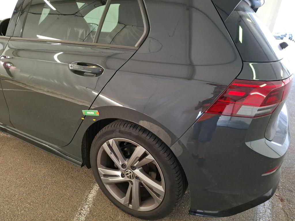 VOLKSWAGEN GOLF 2.0 TDI SCR 150 DSG7 R-Line 2023