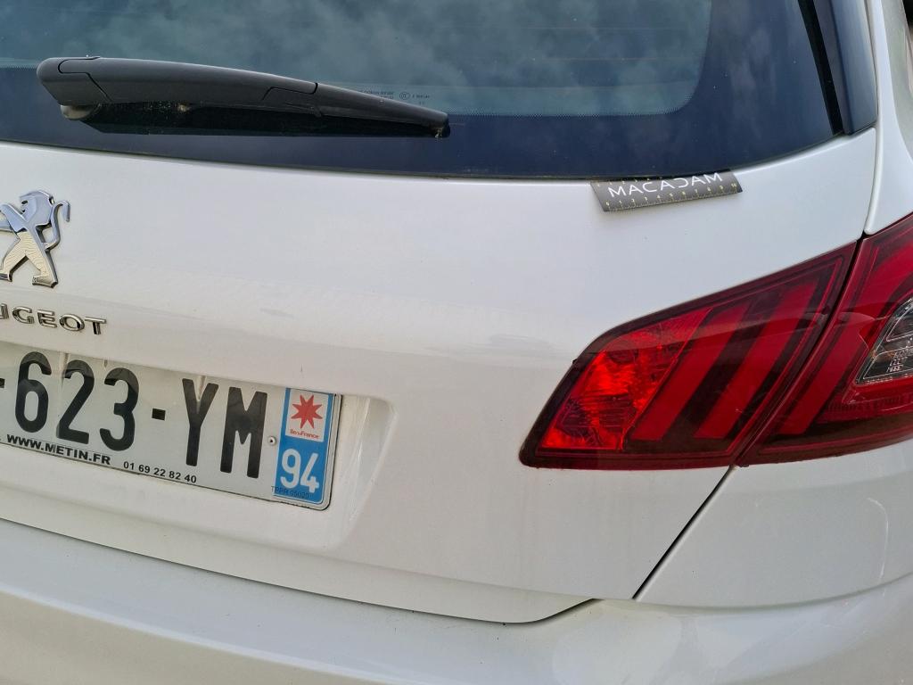 PEUGEOT 308 BlueHDi 130ch S&S EAT8 Active Business 2021