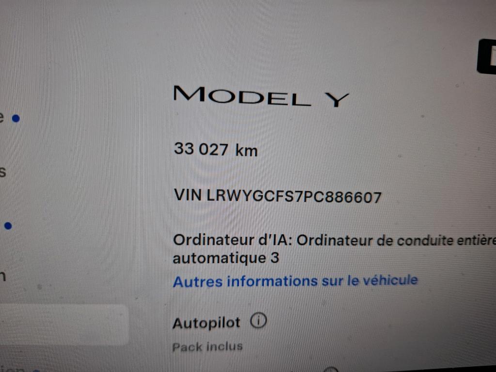 TESLA  2023