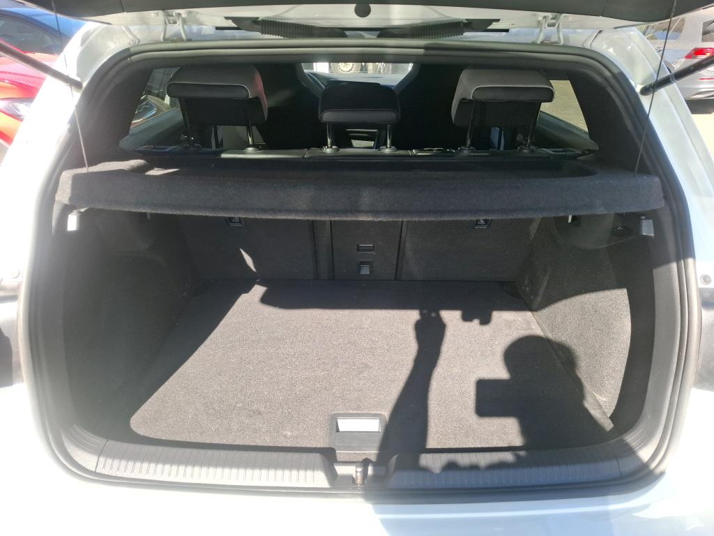 VOLKSWAGEN GOLF 1.5 eTSI OPF 130 DSG7 R-Line 2022