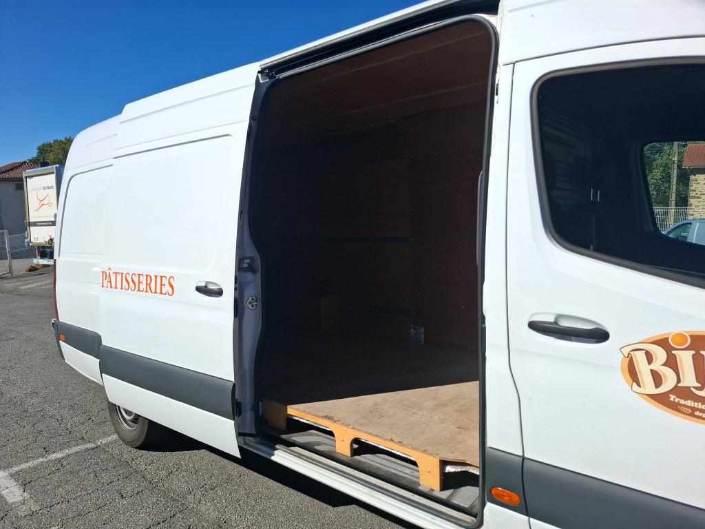 MERCEDES-BENZ SPRINTER FOURGON FGN 317 CDI 43 3.5T RWD FIRST 2022