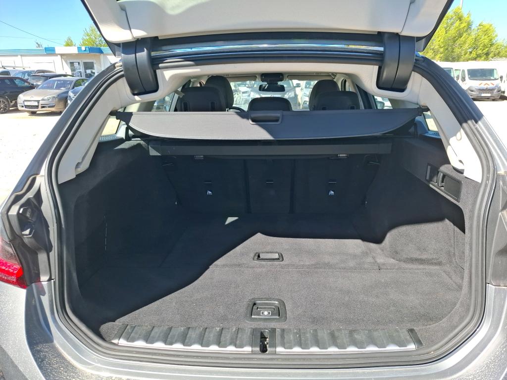 BMW SERIE 3 TOURING G21 LCI 318d 150 ch BVA8 Business Design 2023
