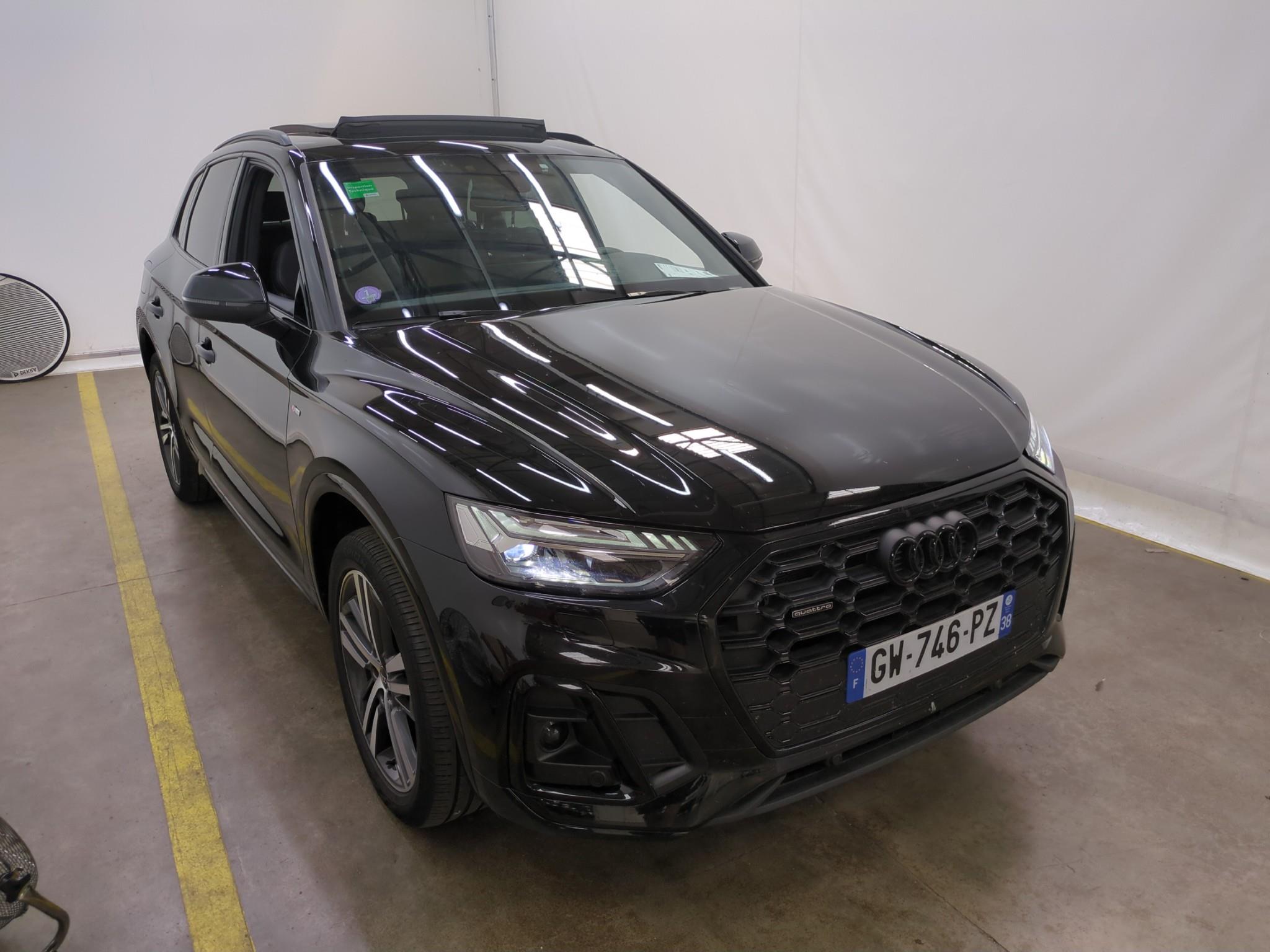 AUDI Q5 50 TFSIe 299 S tronic 7 Quattro line 2024