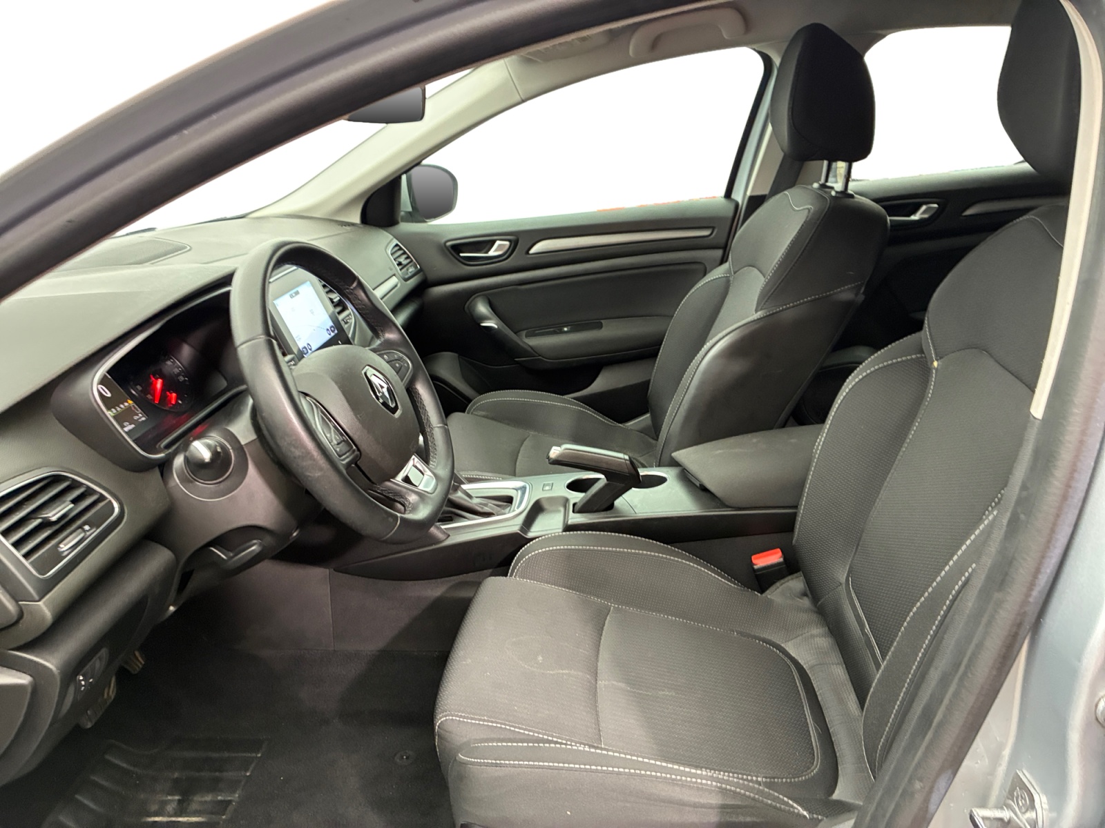 RENAULT Mégane IV Berline Blue dCi 115 EDC - 21N Business 2022