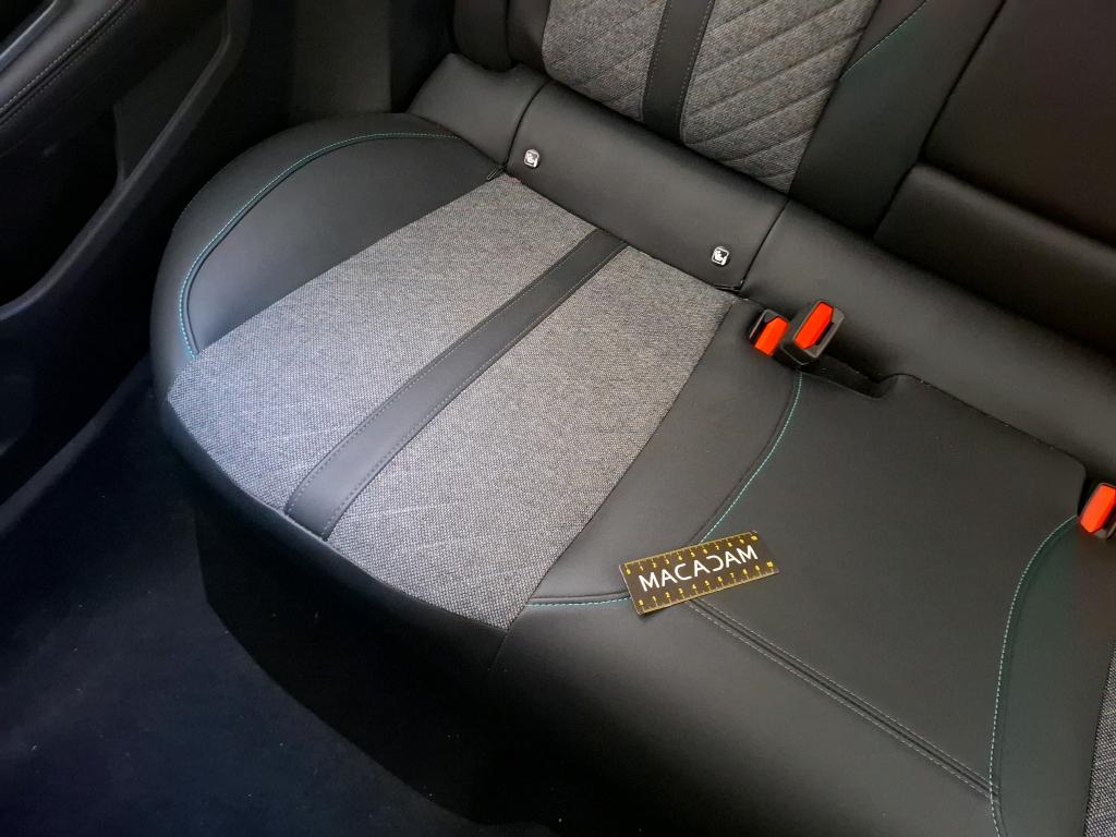 PEUGEOT 408 PureTech 130 ch S&S EAT8 Allure Pack 2024
