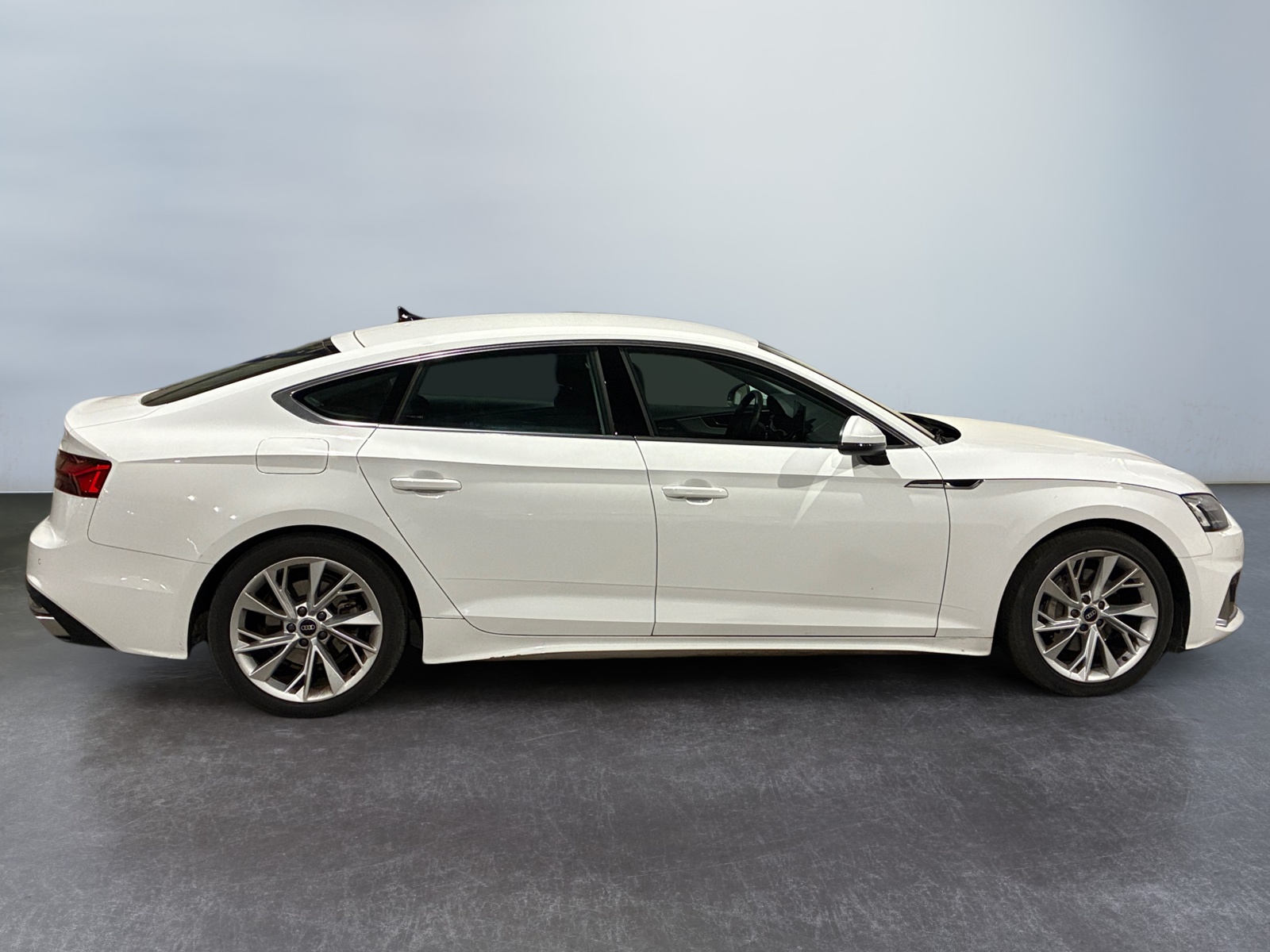 AUDI A5 SPORTBACK 40 TFSI 204 S tronic 7 Business Line 2023