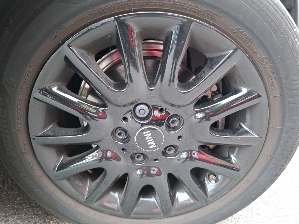 MINI HATCH 3 Portes Cooper 136 ch BVA7 Edition Camden 2023