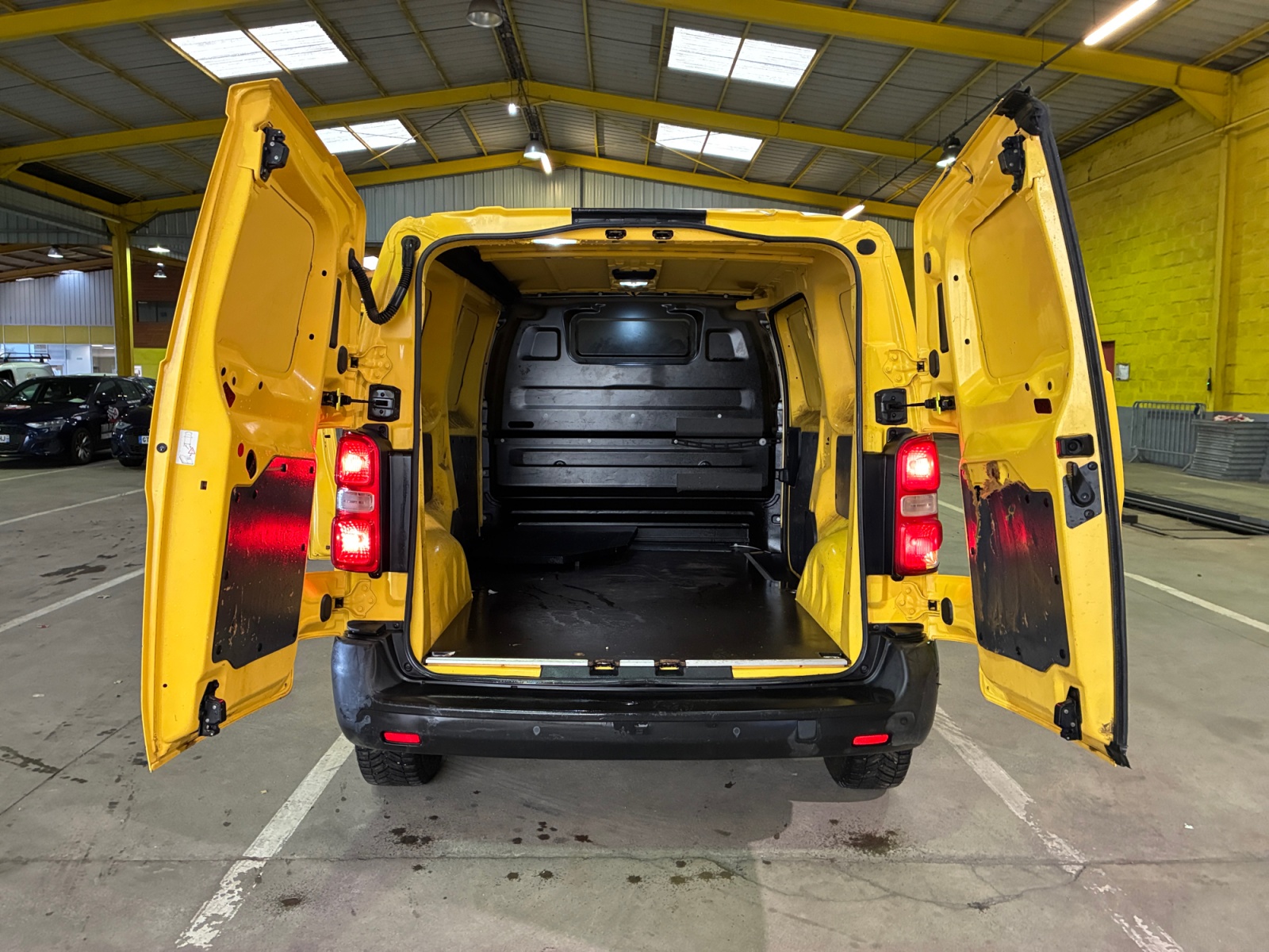 CITROEN JUMPY FGN M BLUEHDI 100 S&S BVM6 CONTROL 2021