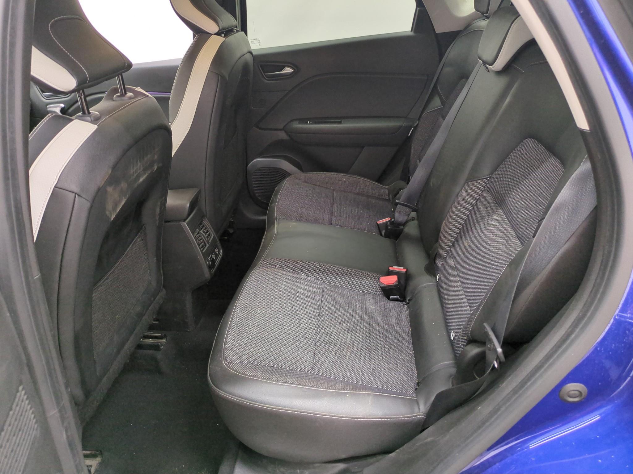 RENAULT CAPTUR E-Tech Plug-in 160 Intens 2021