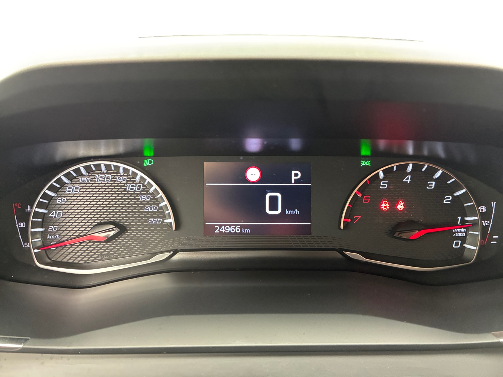 PEUGEOT 208 PureTech 100 S&S EAT8 Style 2023