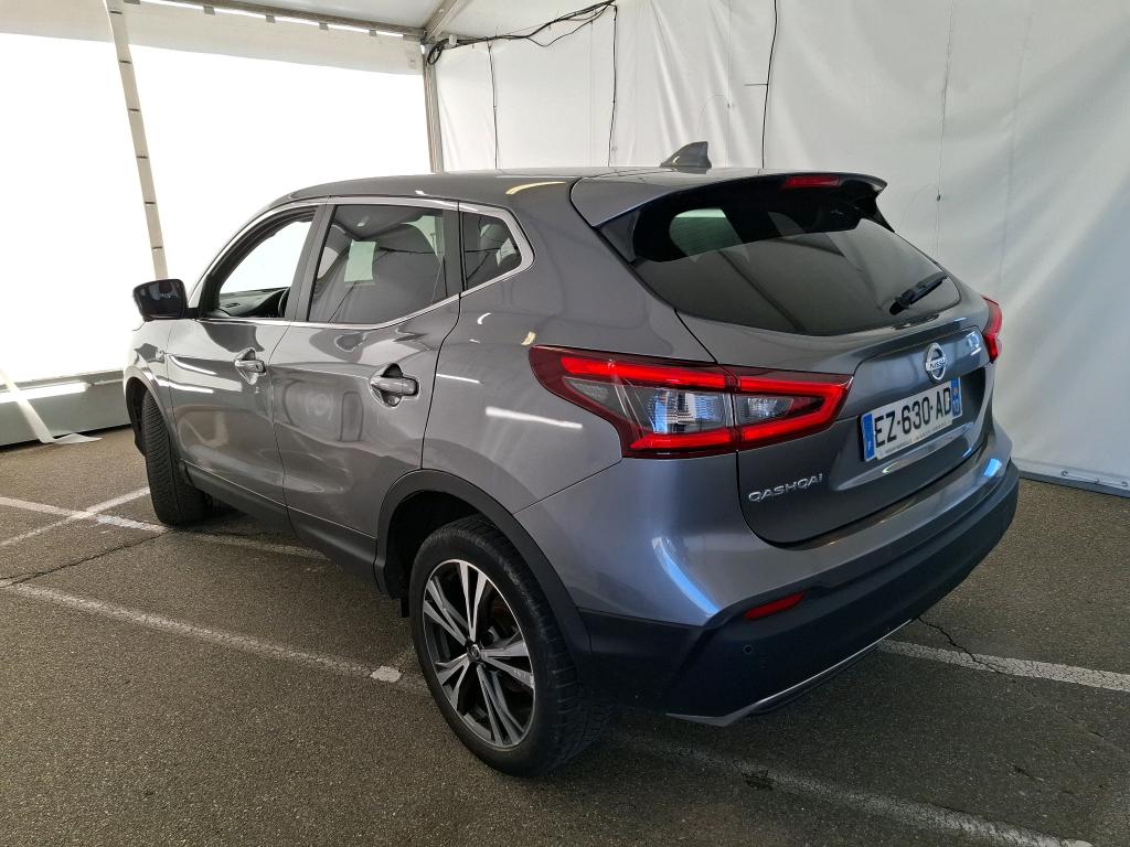 NISSAN  2018