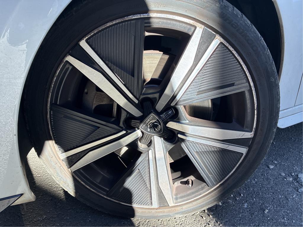 PEUGEOT 308 PHEV 180 e-EAT8 GT 2022