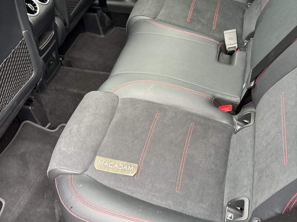 MERCEDES-BENZ MERCEDES GLA II 200 7G-DCT AMG Line 2022