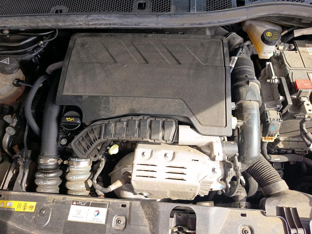 PEUGEOT 2008 BUSINESS PureTech 130 S&S EAT8 Allure 2021