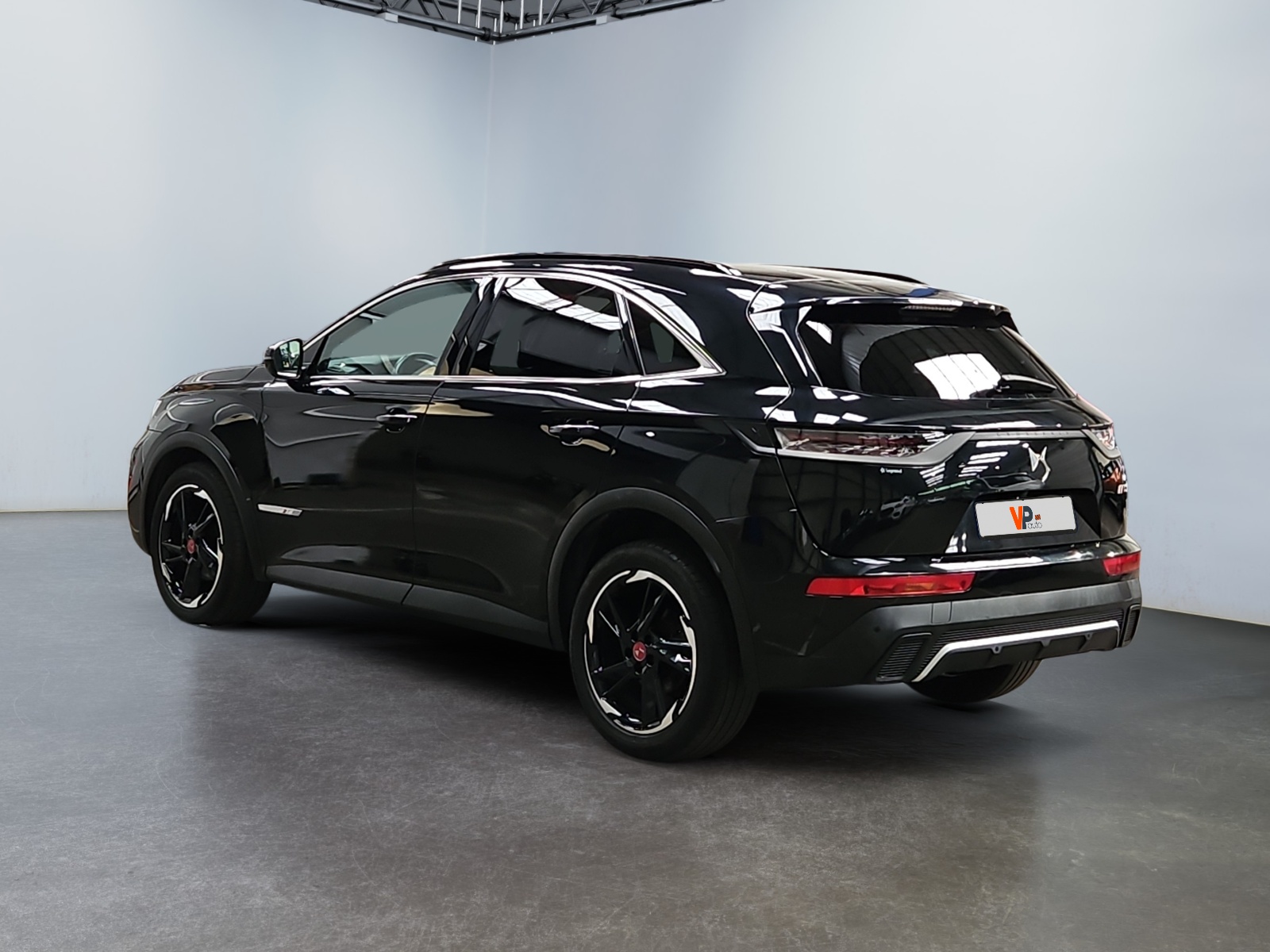 DS DS7 Crossback BlueHDi 130 EAT8 Performance Line+ 2022